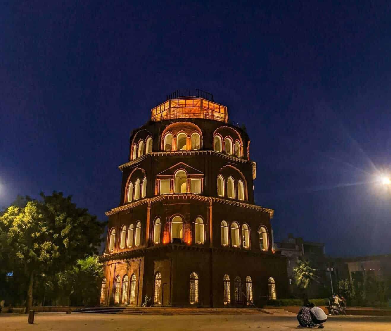 Top 10 Street Food Destinations in Lucknow