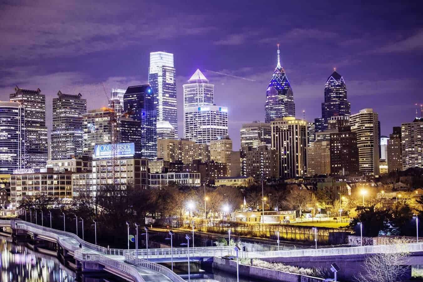 10 Tips to save money and travel cheap in Philadelphia
