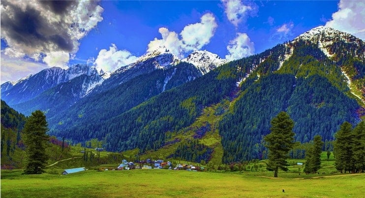 Aru Valley in Kashmir