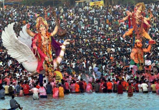 Immersion of Ganesh idols in Mumbai