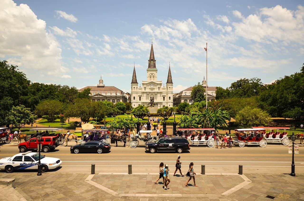 Jackson-square-New-Orleans-USA (1)