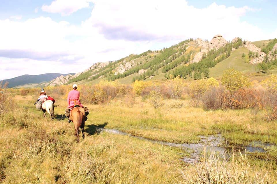 Mongolia-Horseback-riding