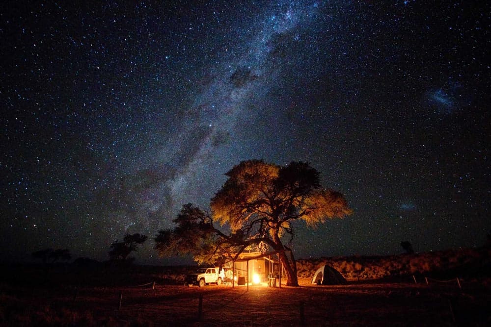 Stargazing - Observación-de-las-estrellas-Namibia