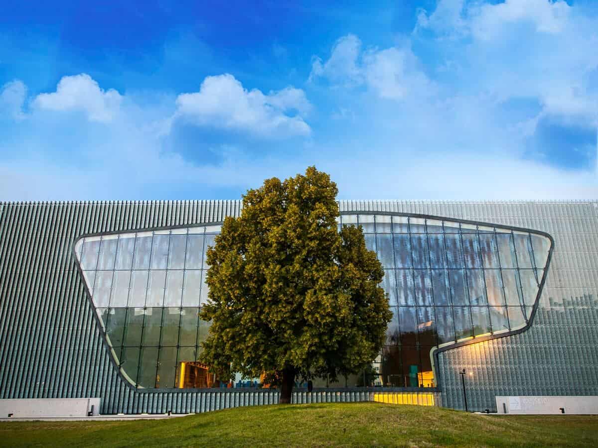 POLIN-Museum-of-the-History-of-Polish-Jews