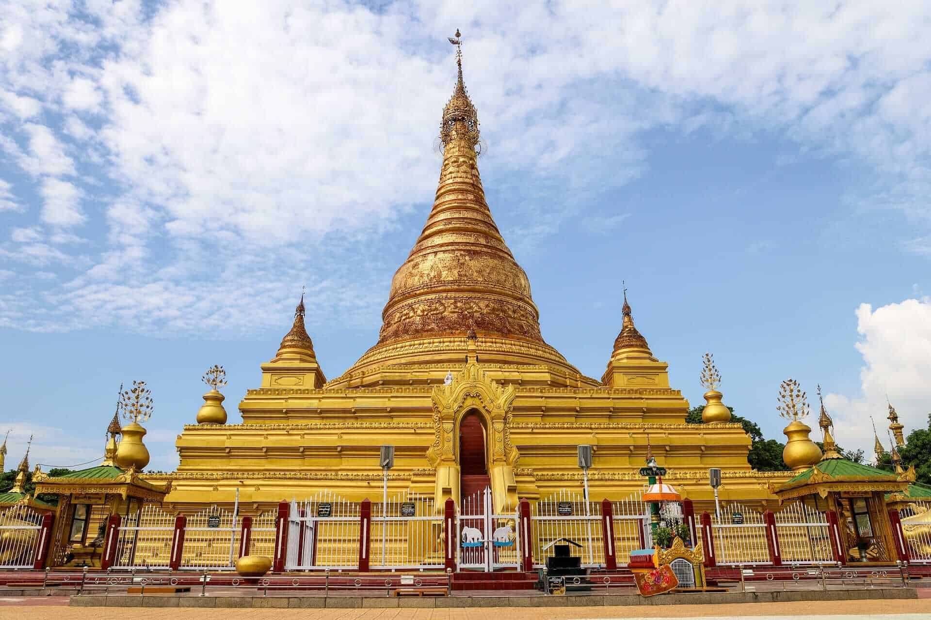 Shwedagon Pagoda, Yangon, Myanamr ( Burma)