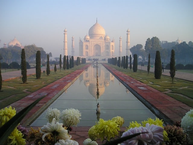 Sunrise tour of Taj Mahal