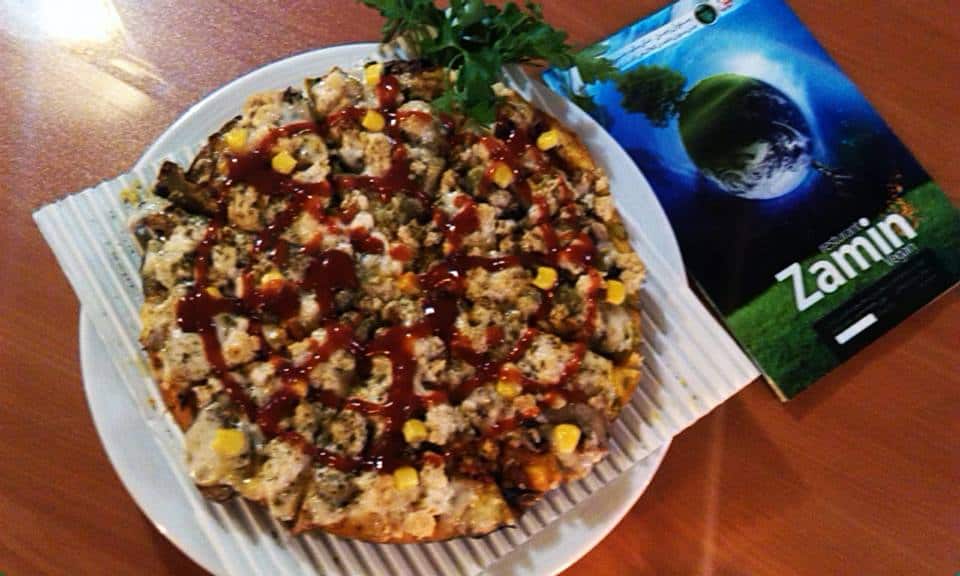 Zamin-vegan-resto-pizza-img-tehran-iran