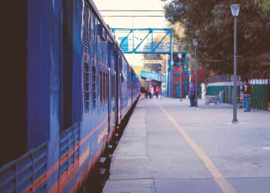 delhi_train