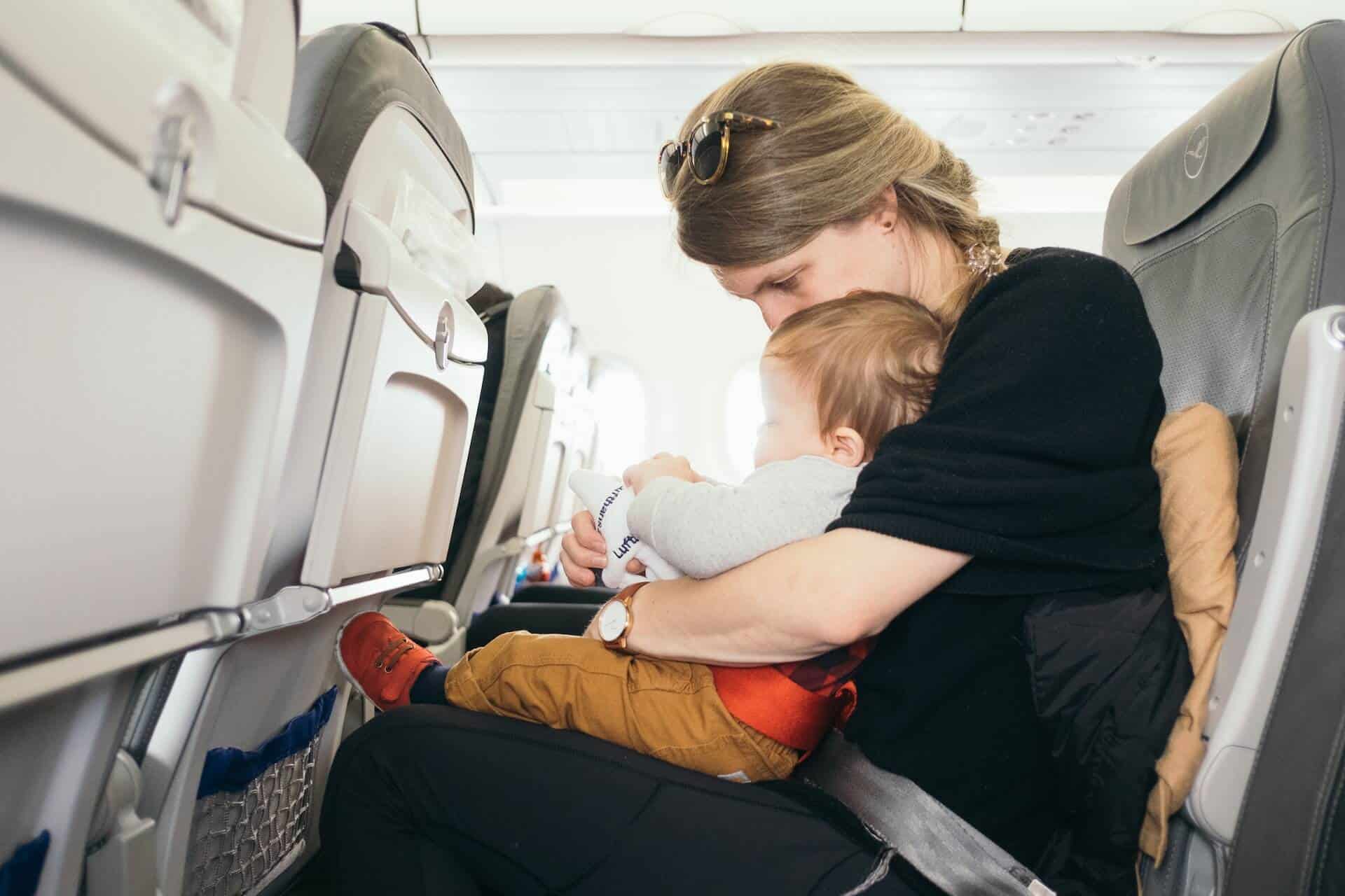flying with kids