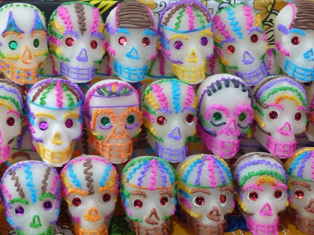 sugar skulls day of the dead