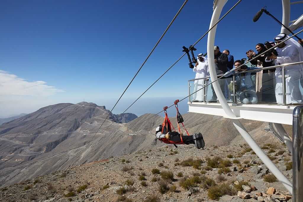 Experience an adventure like no other by ziplining across Dubai